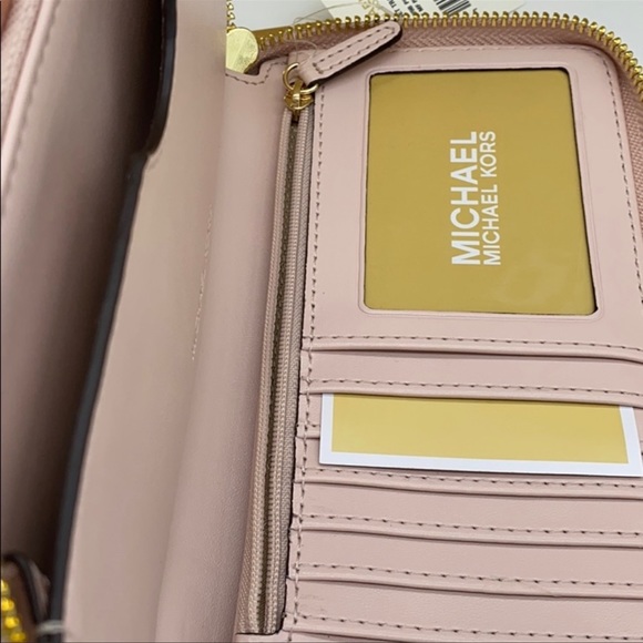 MICHAEL KORS LARGE FLAT MF PHONE CASE POWDER BLUSH WALLET - WRISTLET - Picture 12 of 16